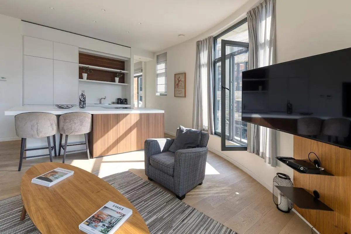 Downtown Brussels Splendor Suites IV
