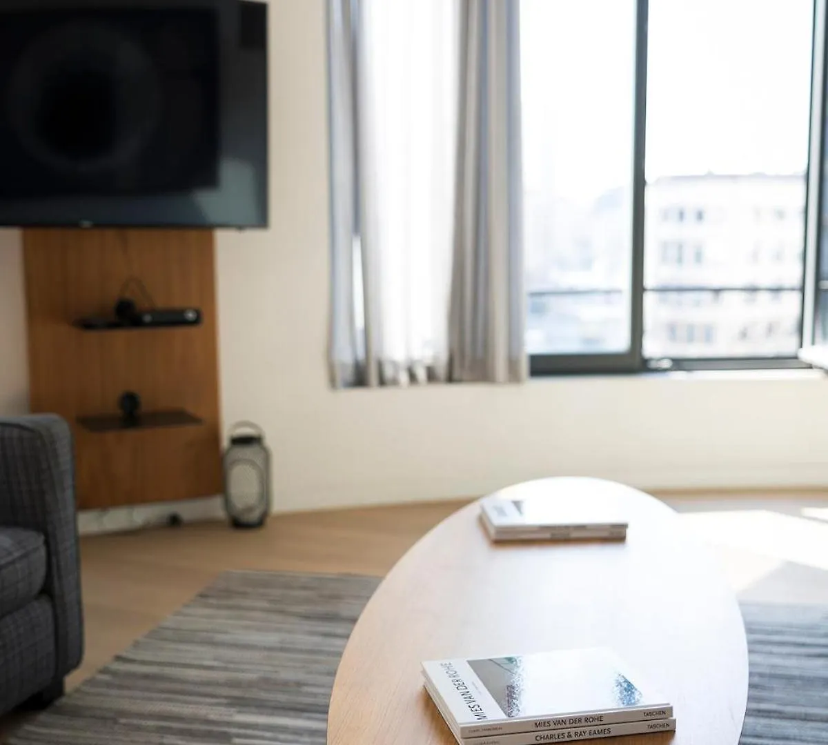 Downtown Brussels Splendor Suites IV