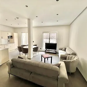 Luxury Brand New Bruselas